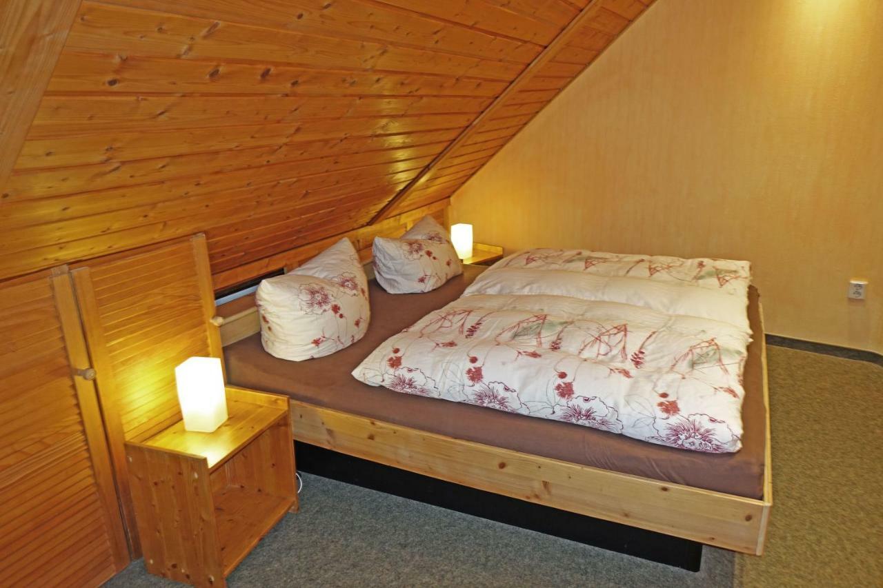 Ferienwohnung Mit Wasserbett Fw3 Saalfeld Saale Екстериор снимка